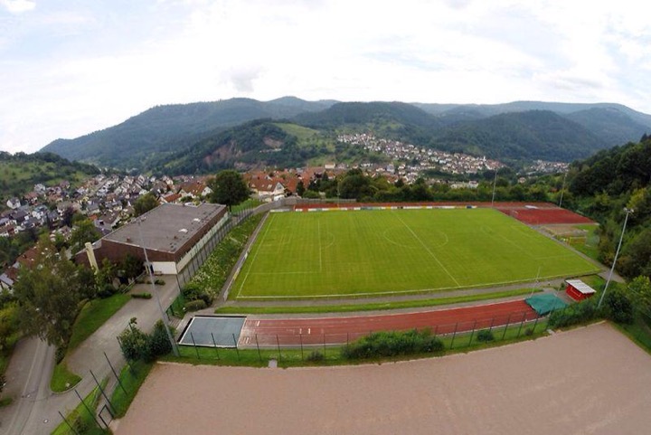 Bild Sportplatz Weisenbach