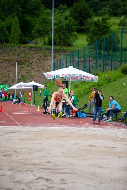 20200704Springen mit Musik Drei00181.jpg