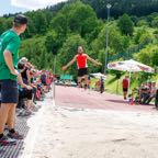 2017_Springen_mit_Musik_Weit_und_Drei-83.jpg